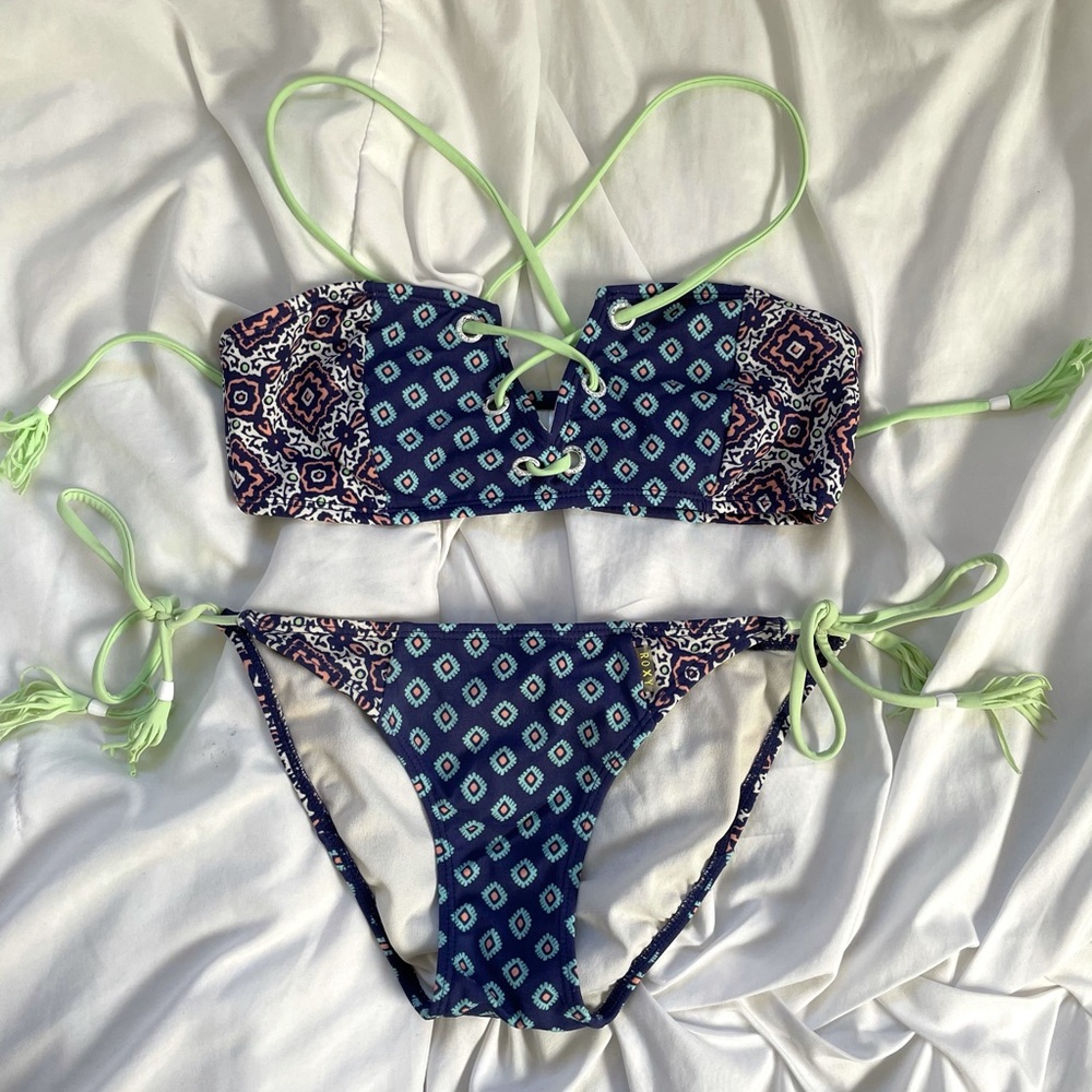 Roxy Bikini Set